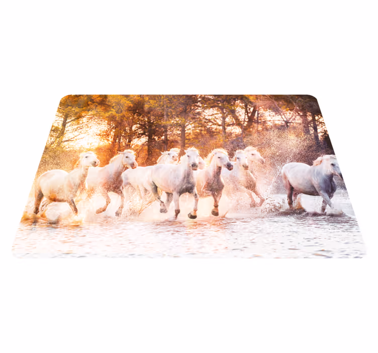 動物 ビニールマット 野生の馬 暖かい夕焼けの景色 - TENSTICKERS