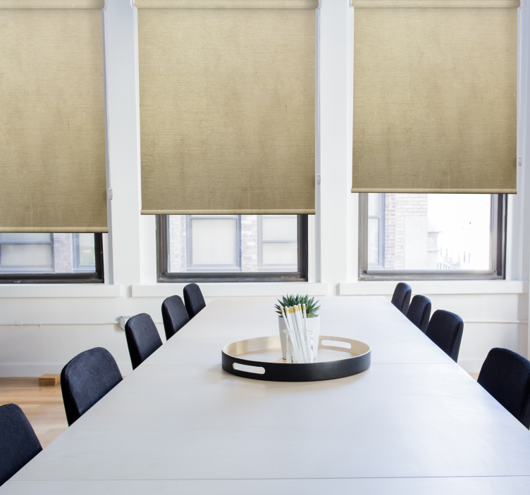 ベージュトーンの素朴なローラーブラインド - TENSTICKERS