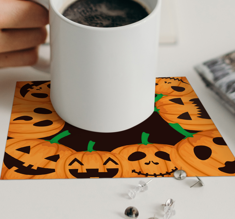ハロウィーンコースターの顔を持つ多くのカップキン - TENSTICKERS