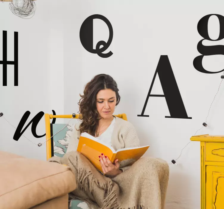 現代のアルファベットテキスト壁ステッカー - TENSTICKERS