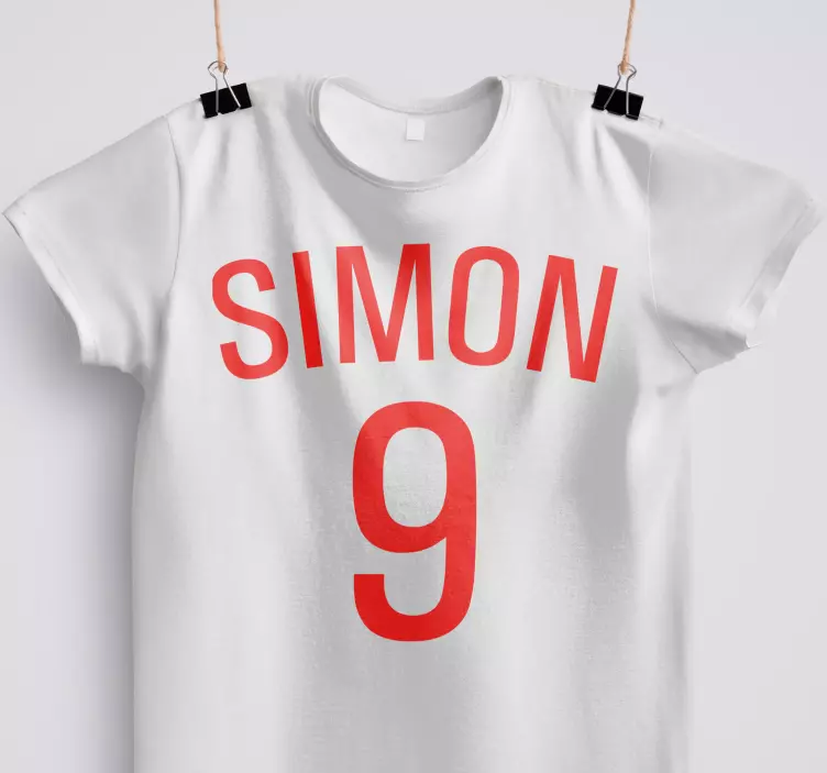 名前の付いた赤いサッカー番号のtシャツ - TENSTICKERS
