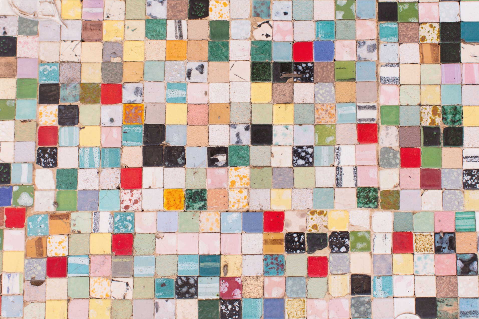 バスルームに1枚ビニールカーペット古いカラフルタイル - TENSTICKERS